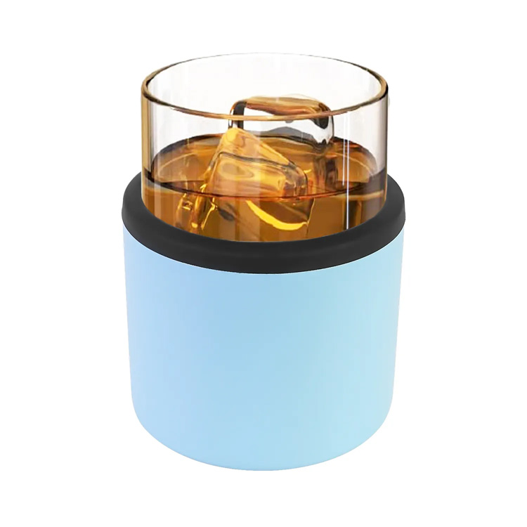 Bicchiere di whisky isolato in acciaio inossidabile in legno da 11 once