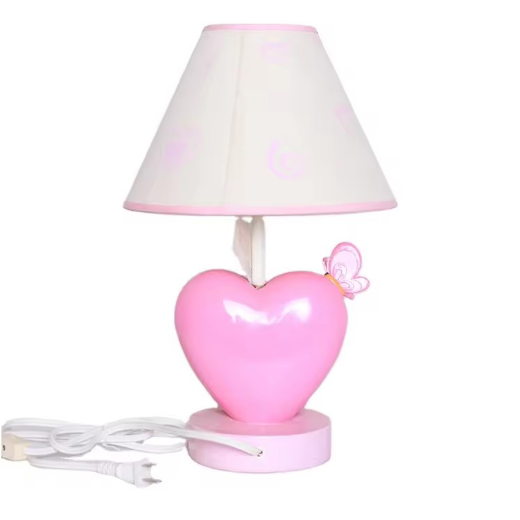 Lampade da tavolo in resina alla moda a forma di cuore rosa per camera da letto