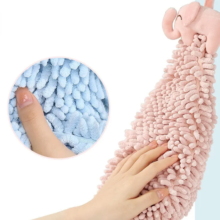 BAGNI BAGNA DI CAGUE CUSCINE RAG CHENILLE ASCOLTA DELLA MANI