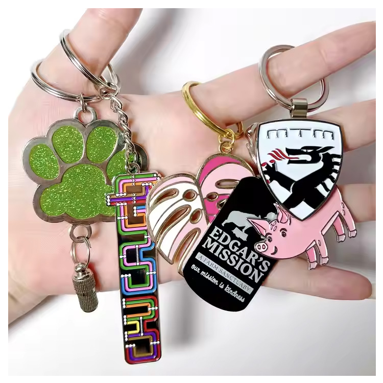 Keyrings personalizzati in rilievo per i regali di souvenir personalizzati