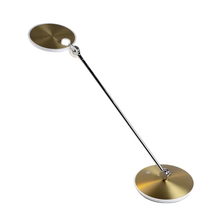 Lampada da scrivania da studio a colori caldi dimmerabile 3000K cura degli occhi
