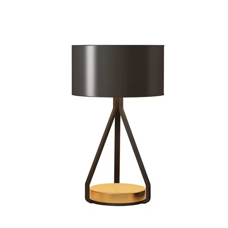 Lampada da tavolo moderna di design per camera da letto da comodino nera dell'hotel