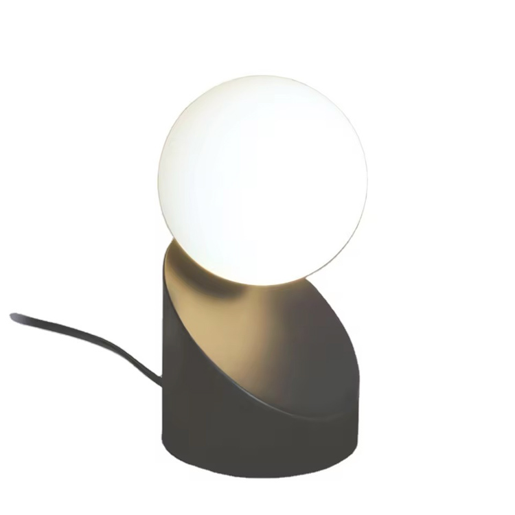 Lampada da tavolo di lusso per decorazioni per la casa in oro ricaricabile tramite USB