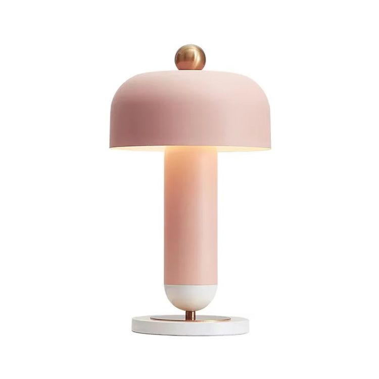 Lampade da tavolo in metallo rosa nordico per decorazioni per la casa a forma di fungo
