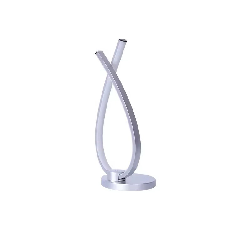 Lampada da tavolo con interruttore dimmer con sensore tattile di nuova invenzione
