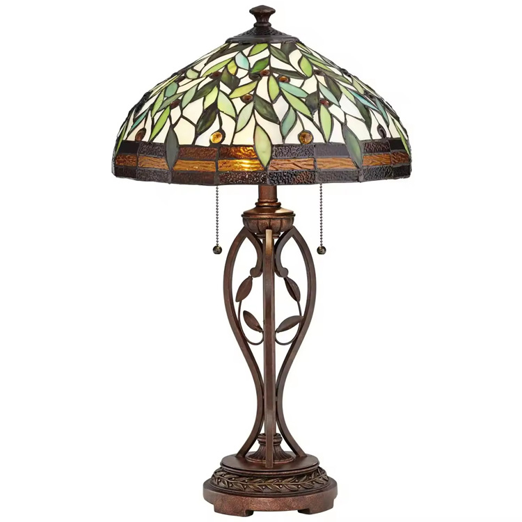 Lampada da scrivania Tiffany vintage in vetro colorato di lusso antico nordico