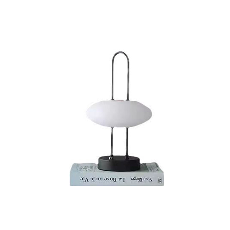 Lampada ricaricabile dal design nordico Lampade da tavolo da campeggio a LED