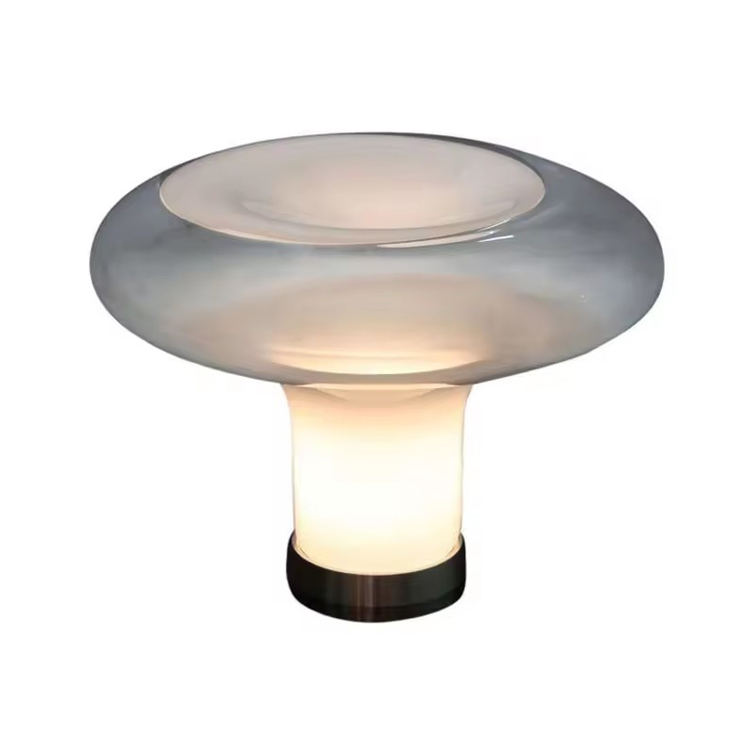 Lampada da scrivania in vetro con decorazione morbida postmoderna per hotel semplice